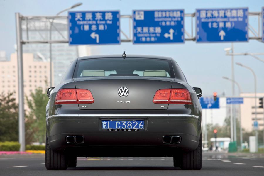  Volkswagen Phaeton 2010 года  (фото 7 из 49)